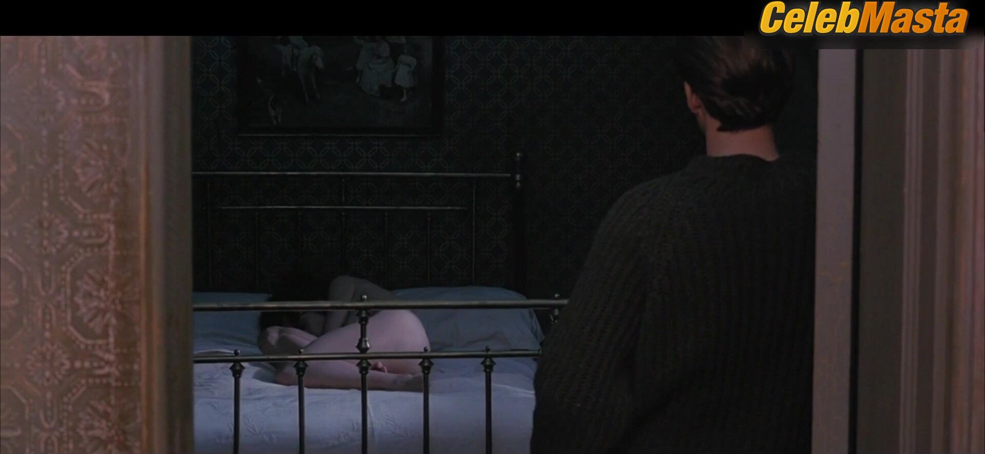 Helena Bonham Carter Tits, Ass Scene From The Wings Of The Dove - Photo 1 of 5 photo 2