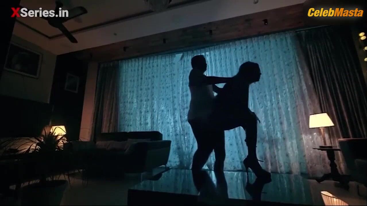 Jinnie Jaaz ’s Real Sex Scene In Love Guru - Photo 1 of 5 photo 4
