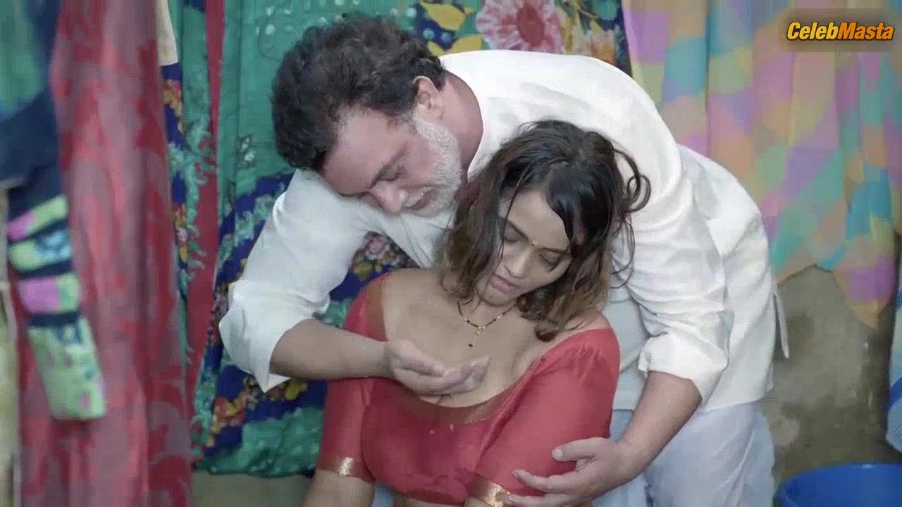 Jinnie Jaaz Reveals Breasts Scene In Charmsukh - Photo 1 of 5 photo 2