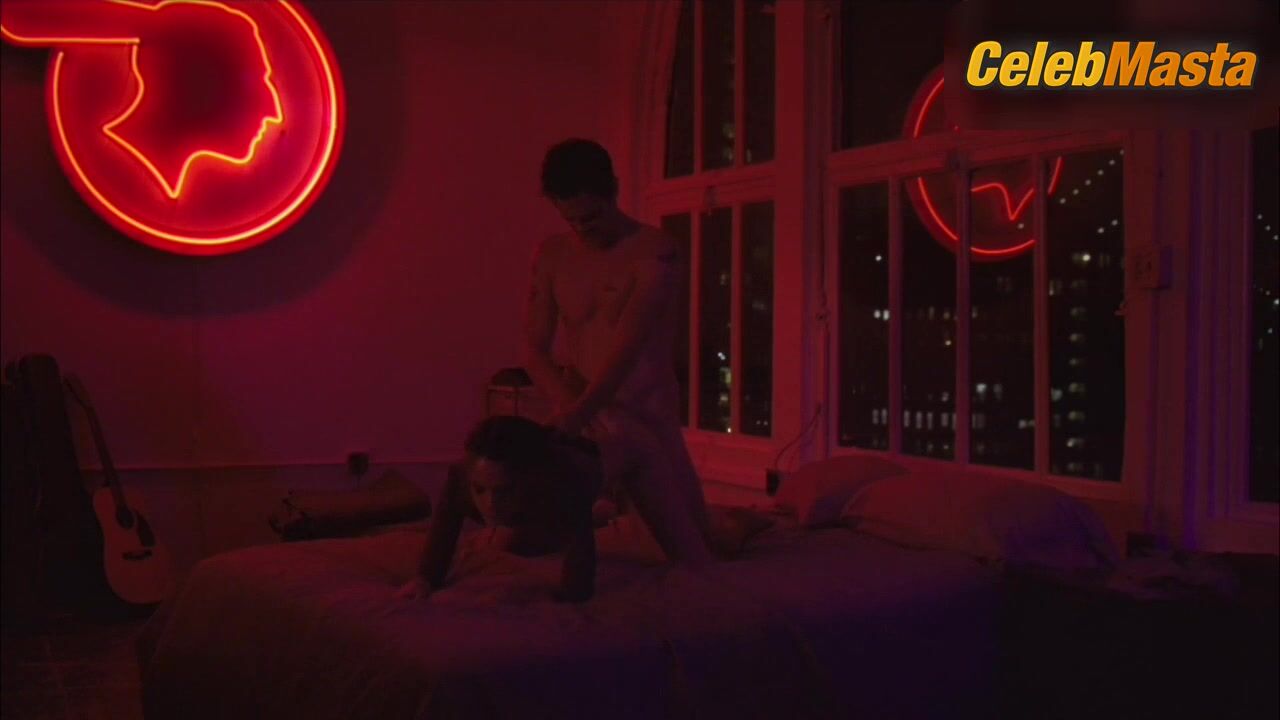 Stacy Martin Reveals Body In Rosy Scene - Photo 2 of 5 photo 1