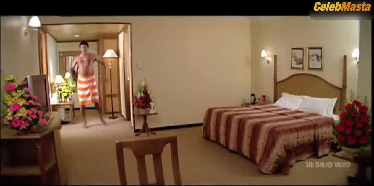 Ileana Dcruz Underwear Scene From Aata - Photo 2 of 5 photo 5
