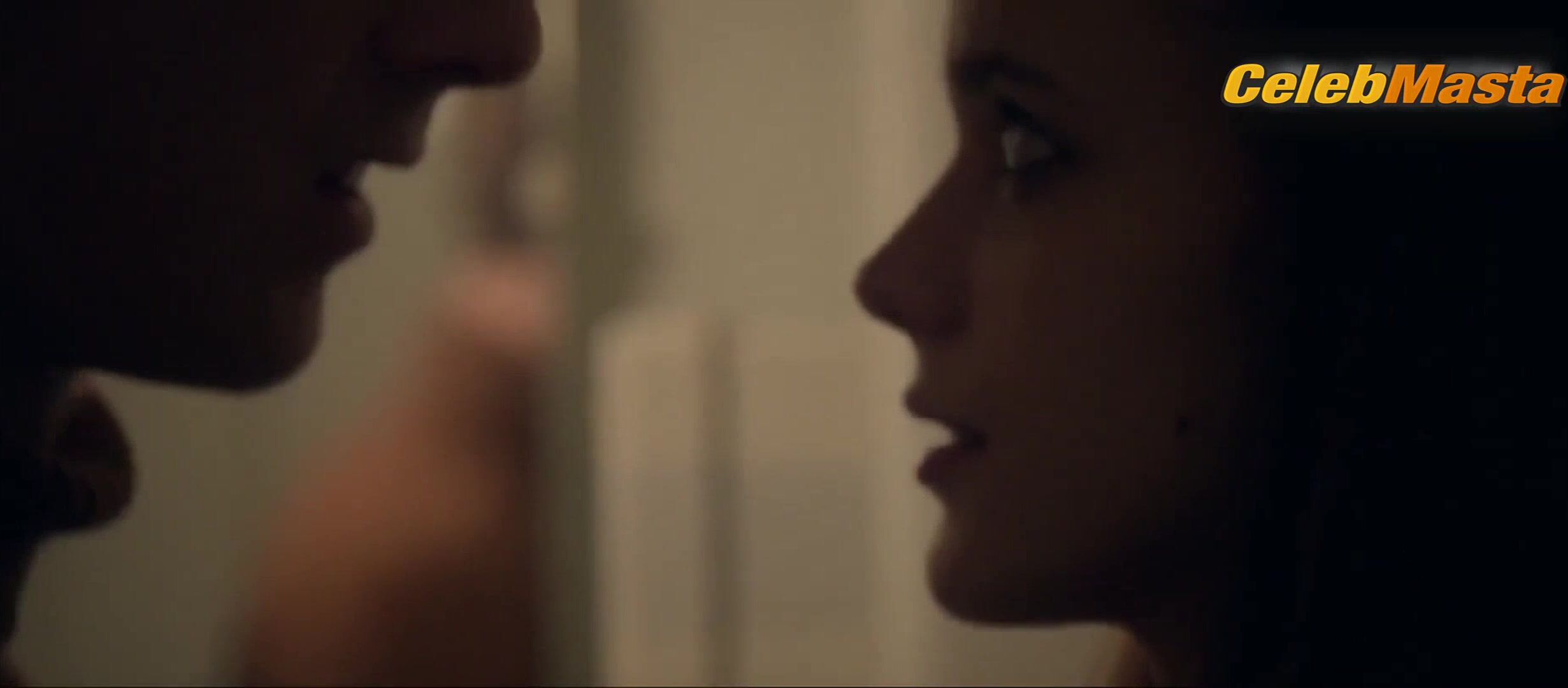 Stacy Martin ’s Boobs Scene In Nymphomaniac Vol. I - Photo 2 of 5
