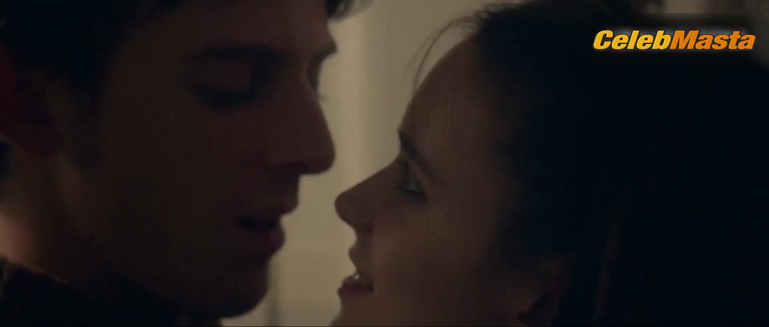 Stacy Martin ’s Boobs Scene In Nymphomaniac Vol. I - Photo 2 of 5 photo 5