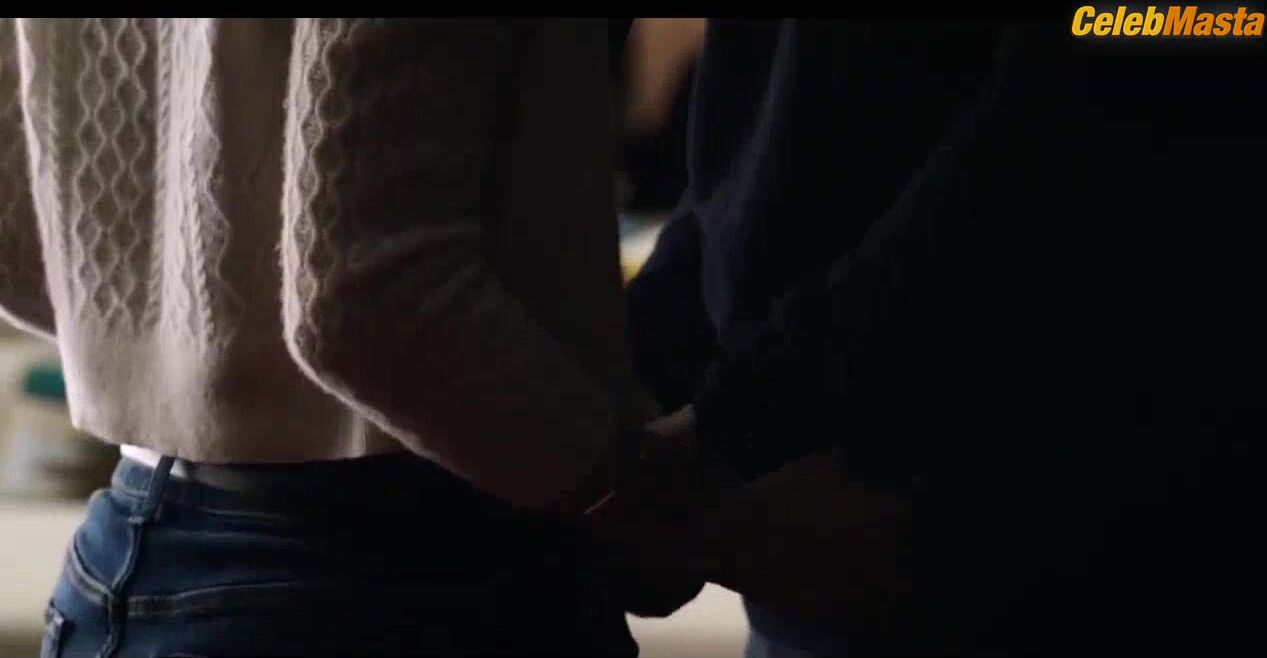 Gugu Mbatha-raw Ass, Underwear Scene In The Morning Show - Photo 1 of 5 photo 4