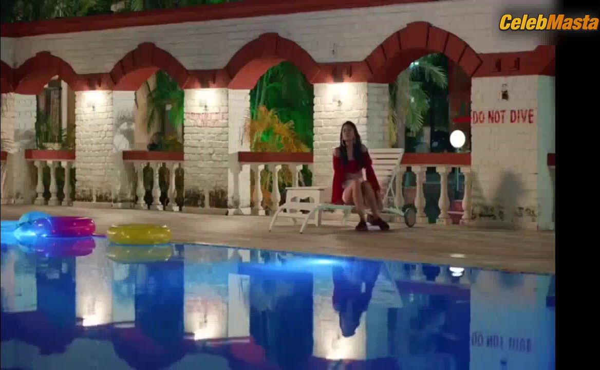 Kanika Mann Flaunts Bikini Scene In Roohaniyat - Photo 2 of 5 photo 5