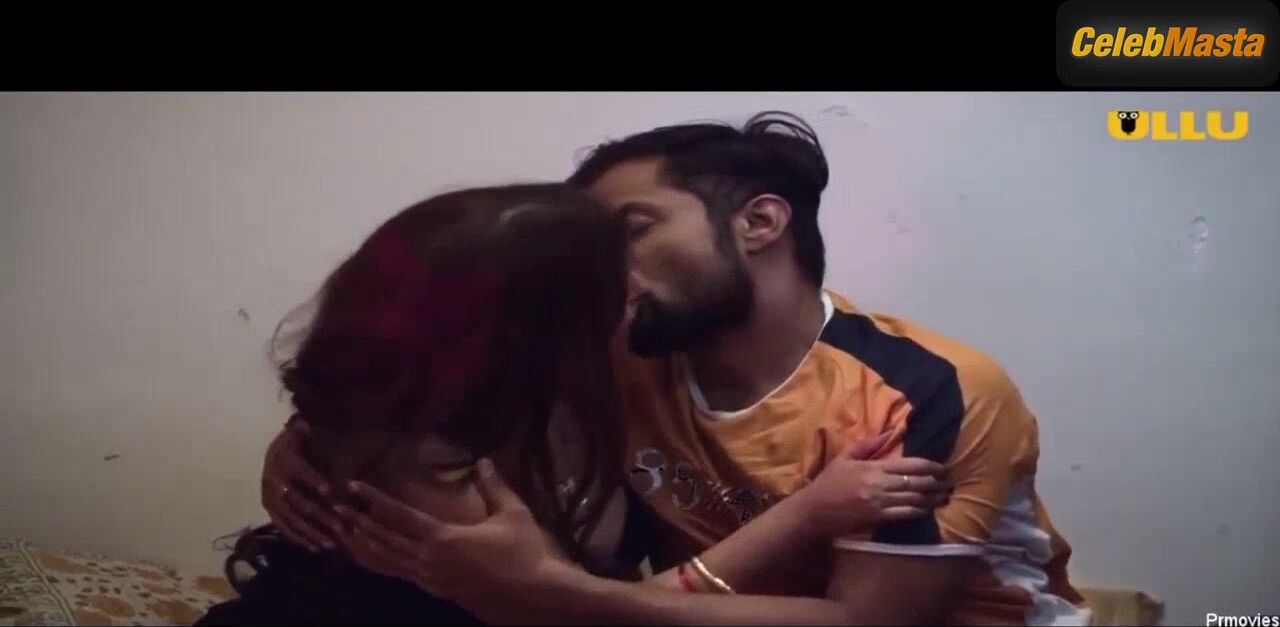 Sneha Paul Exposes Booty And Tits Scene In Charmsukh - Photo 5 of 5 photo 1