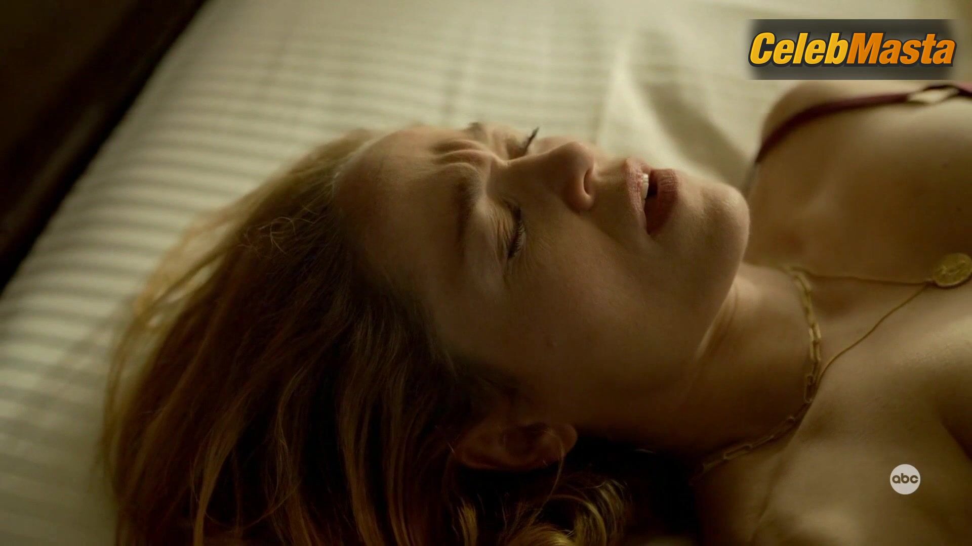 Erika Christensen Reveals Underwear Scene In Will Trent - Photo 1 of 5 photo 2