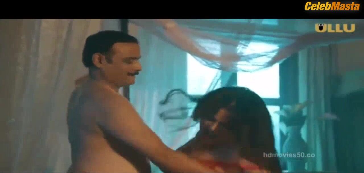 Priya Gamre Shows Ass And Boobs Scene In Matki - Photo 2 of 5 photo 5