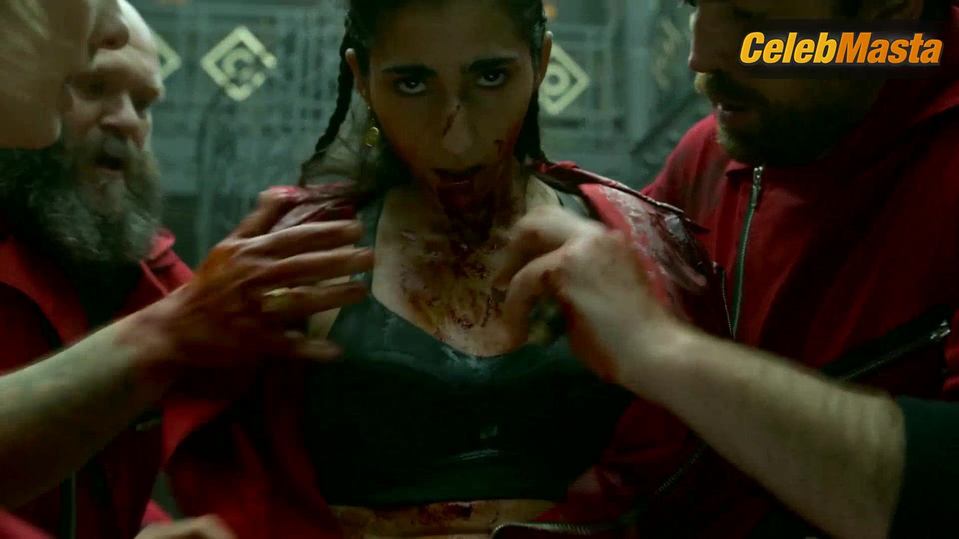 Alba Flores Reveals Sexy Scene In La Casa De Papel - Photo 3 of 5 photo 1
