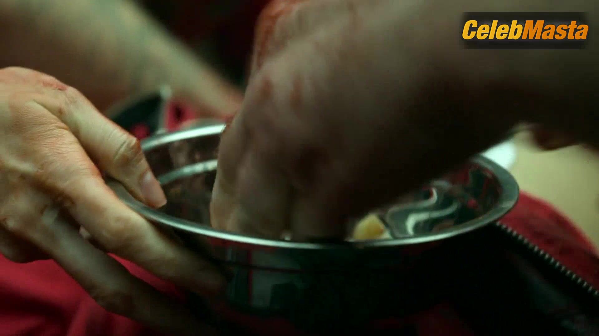 Alba Flores Reveals Sexy Scene In La Casa De Papel - Photo 3 of 5 photo 5