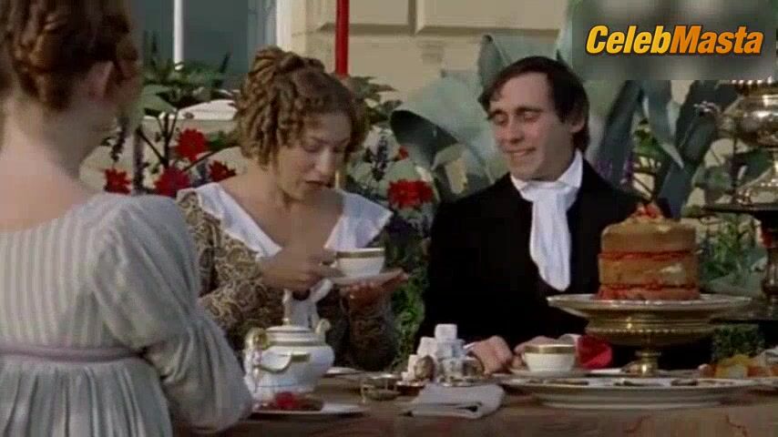 Perdita Weeks Underwear Scene From Lost In Austen - Photo 1 of 5 photo 4