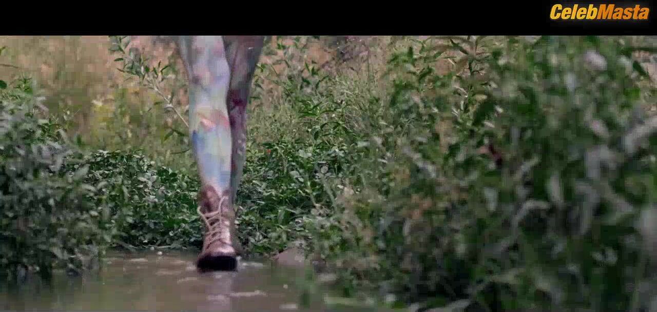 Britt Lower Booty And Boobs Scene In Circus Person - Photo 2 of 5 photo 5