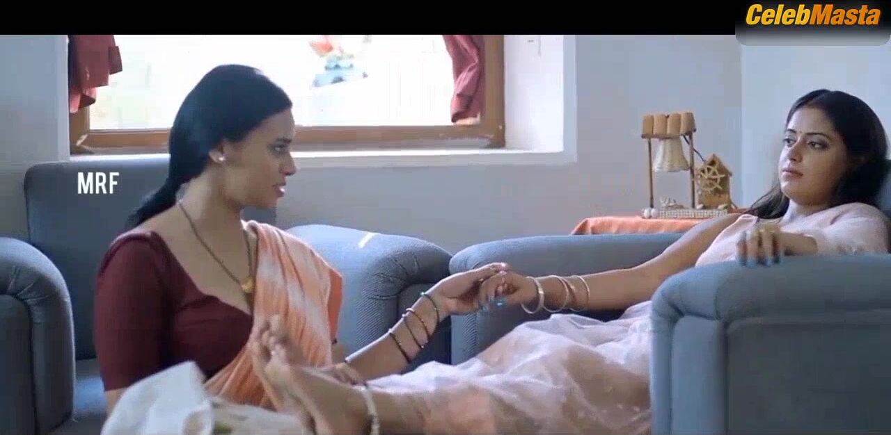 Sneha Paul ’s Lesbian Scene From Laal Lihaaf - Photo 1 of 5