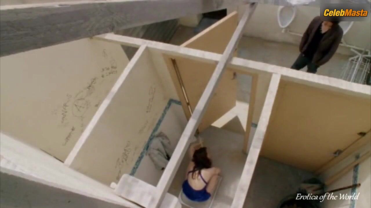 Deborah Revy Reveals All In Scene From Desire - Photo 1 of 5