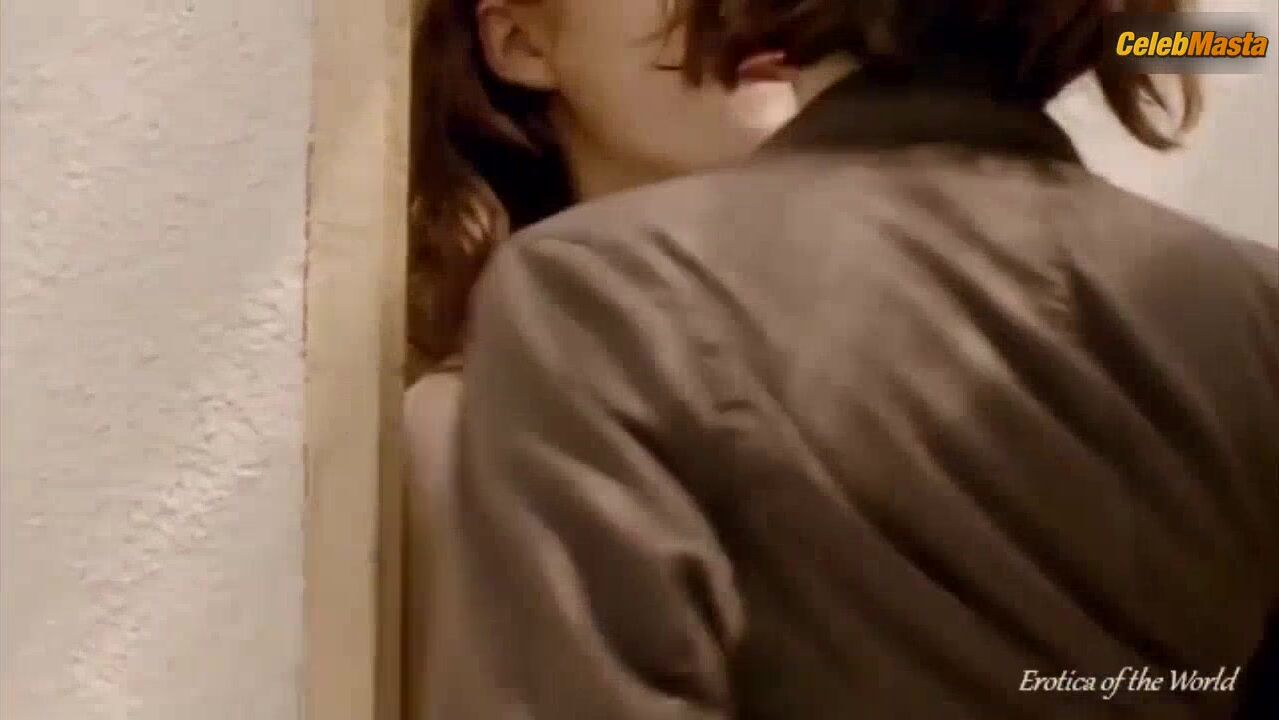 Deborah Revy Reveals All In Scene From Desire - Photo 1 of 5 photo 2