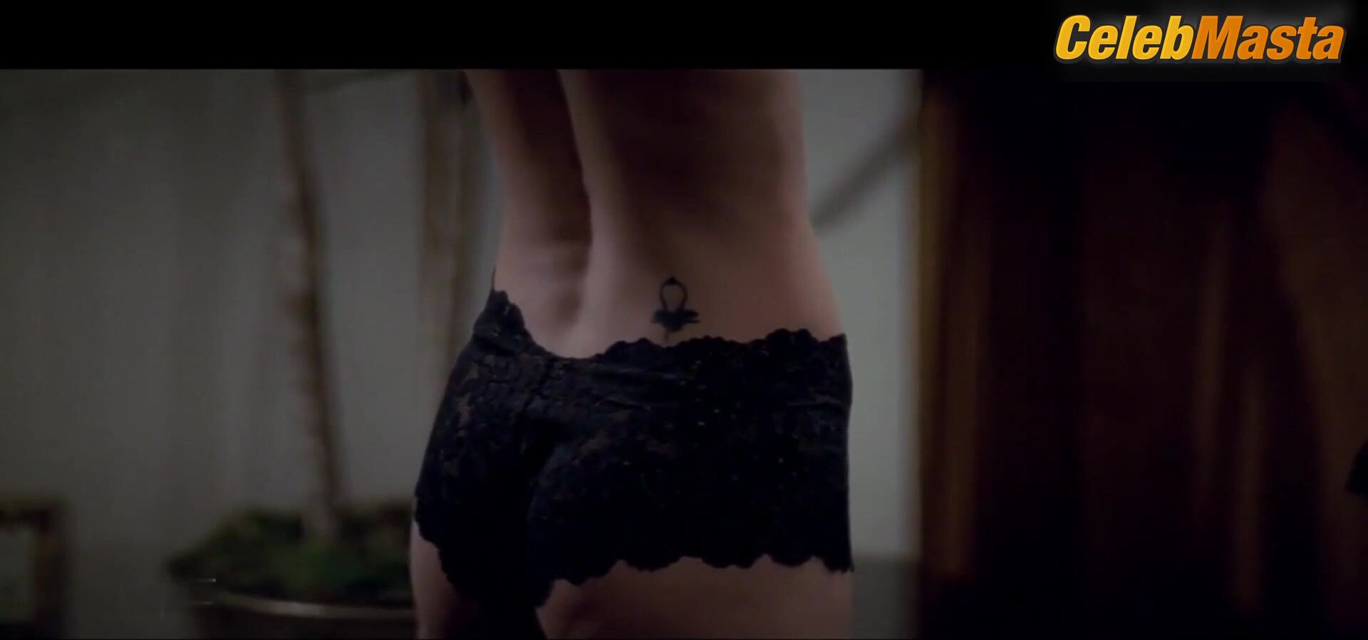 Roselyn Sanchez Racy Scene In Rush Hour 2 - Photo 1 of 5 photo 5