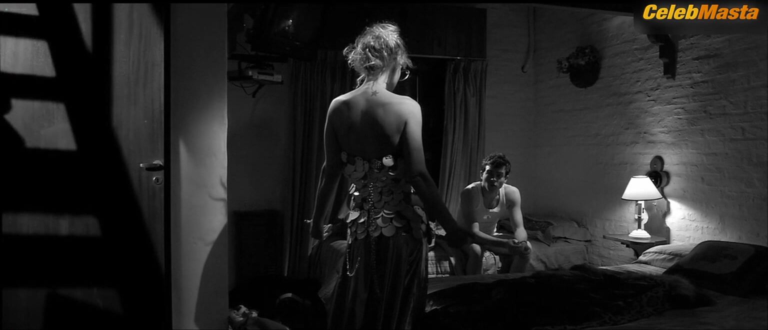 Leticia Bredice Maribel Verdu, And Sofia Castiglione Tits - Photo 1 of 5 photo 5