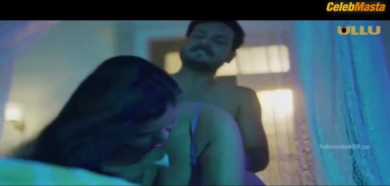 Priya Gamre Flaunts Boobs And Bikini Scene In Matki - Photo 2 of 5 photo 4