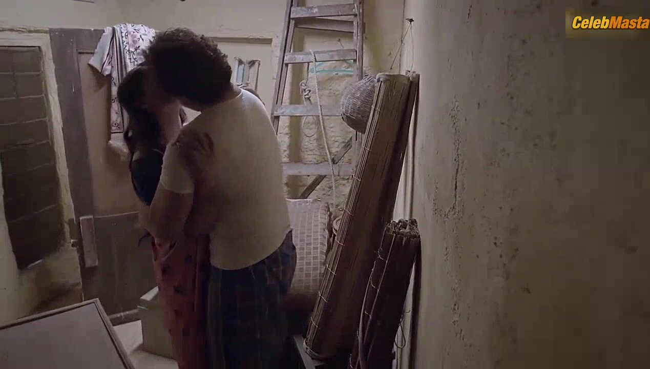 Jinnie Jaaz ’s Racy Scene In Charmsukh - Photo 1 of 5 photo 2