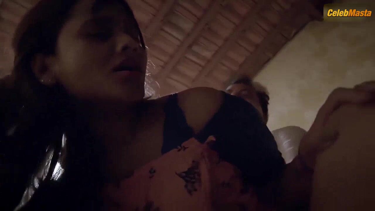 Jinnie Jaaz ’s Racy Scene In Charmsukh - Photo 1 of 5 photo 5