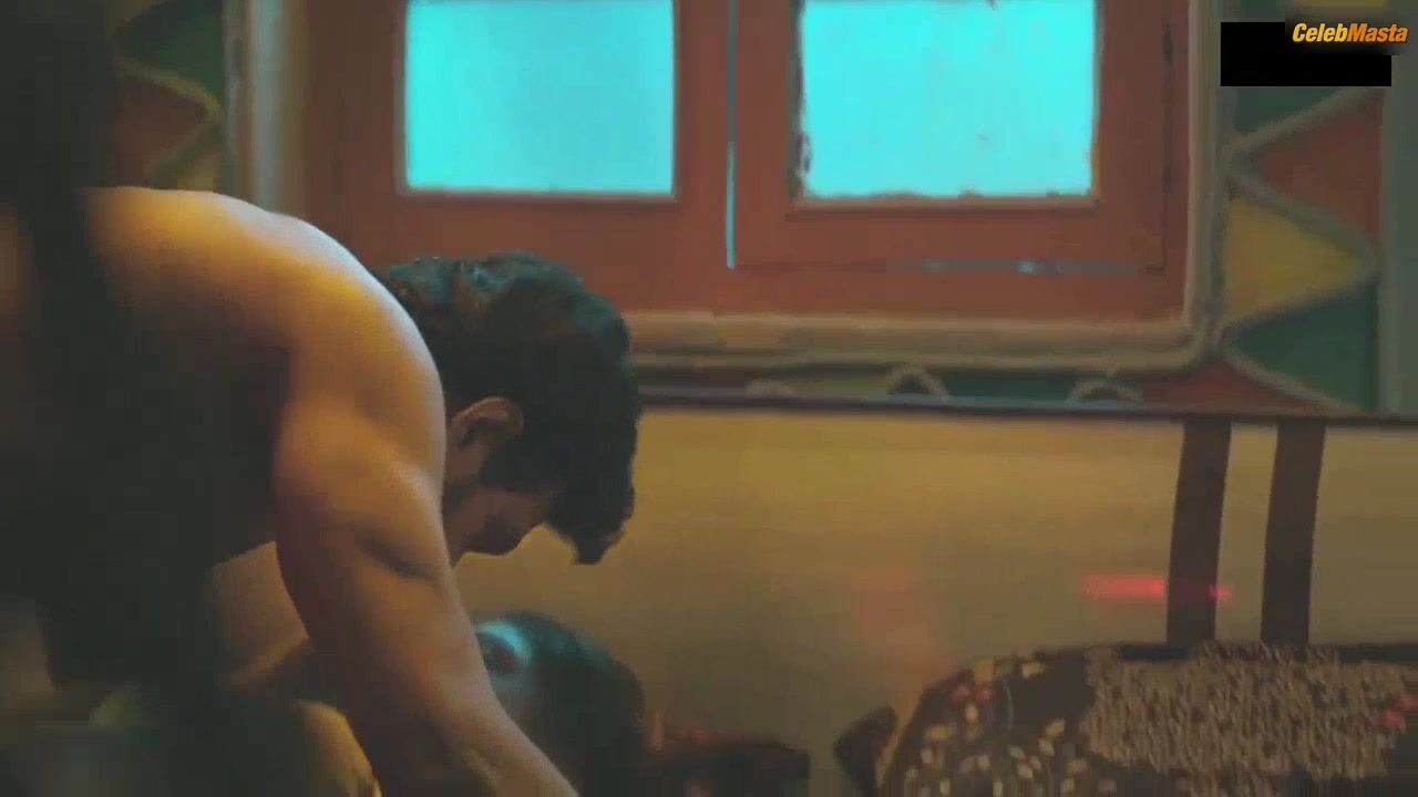 Sneha Paul Bares Breasts Scene In Charmsukh Chawl House - Photo 1 of 5 photo 4