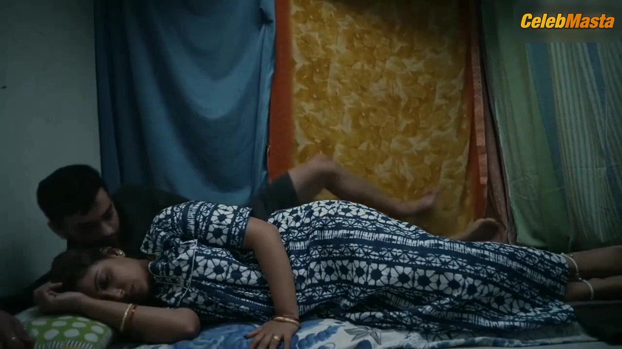Sneha Paul ’s Ass And Tits Scene In Charmsukh - Photo 1 of 5