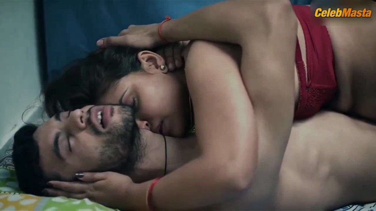 Sneha Paul ’s Ass And Tits Scene In Charmsukh - Photo 1 of 5 photo 5