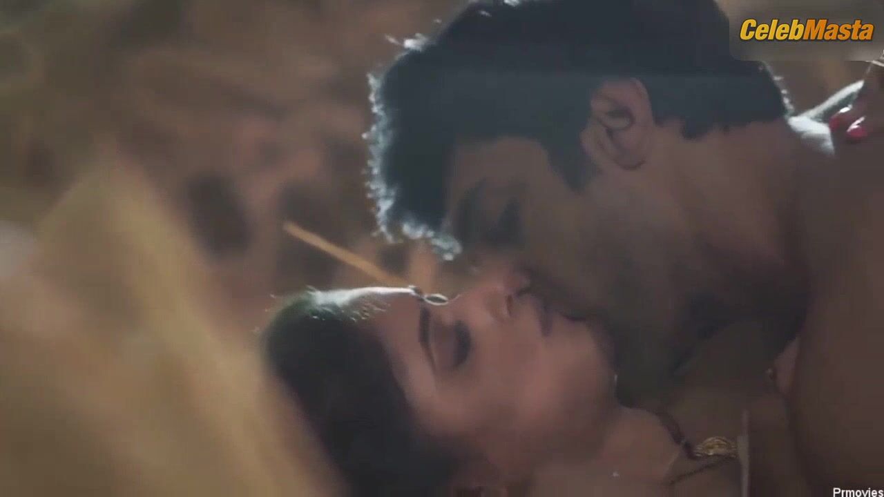 Sneha Paul Reveals Butt And Tits Scene In Charmsukh - Photo 1 of 5 photo 4