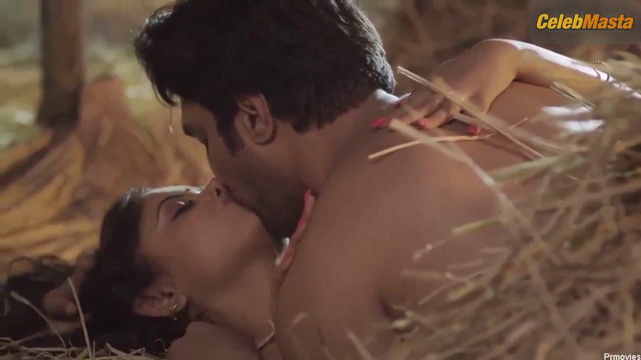 Sneha Paul Reveals Butt And Tits Scene In Charmsukh - Photo 1 of 5 photo 5