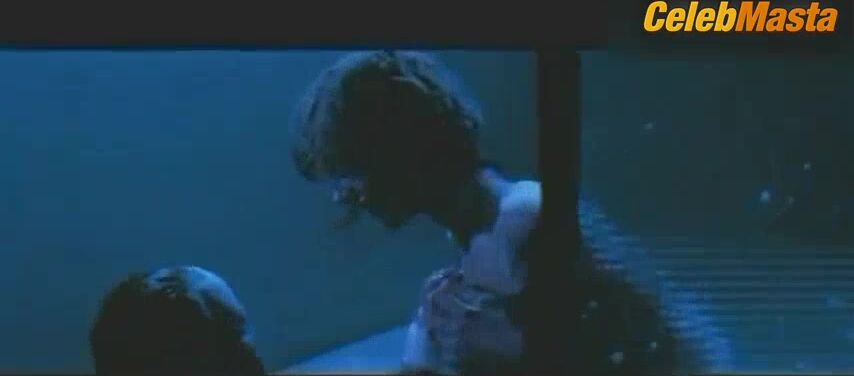 Cecile De France ’s Sexy Scene From L’art - Photo 2 of 5 photo 1