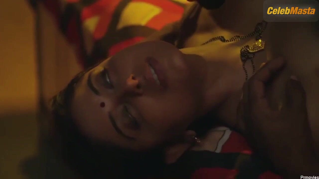 Sneha Paul Flaunts Butt And Breasts Scene In Charmsukh - Photo 2 of 5 photo 5
