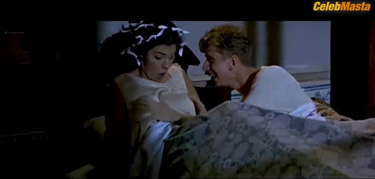 Maribel Verdu Bares Tits, Underwear Scene In Belle Epoque - Photo 5 of 5