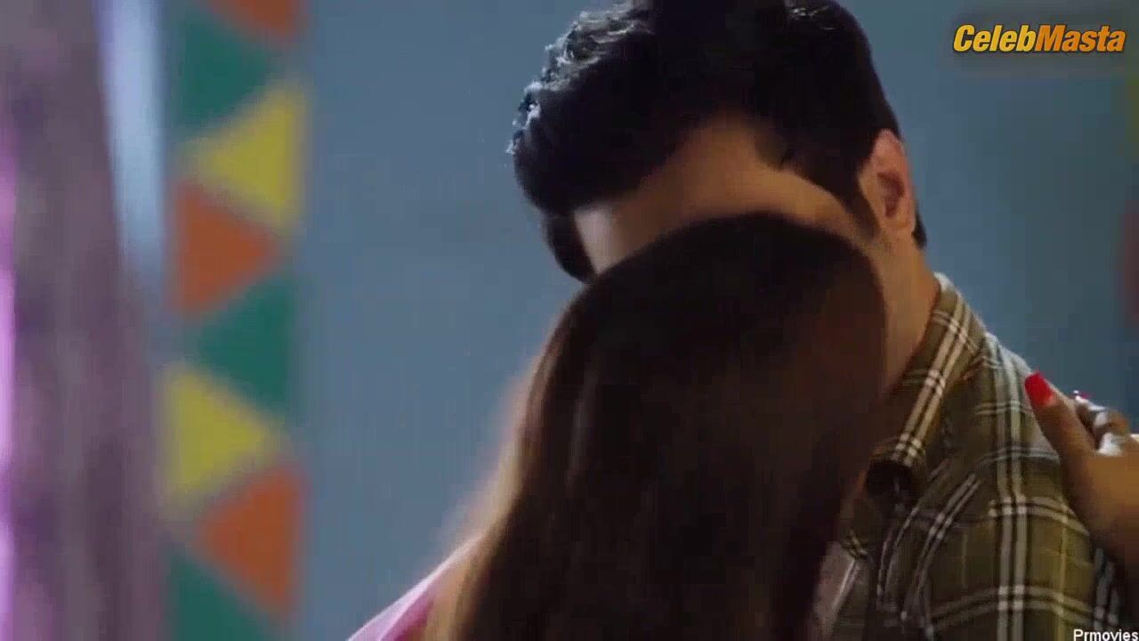 Sneha Paul Exposes Butt And Boobs Scene In Charmsukh - Photo 1 of 5