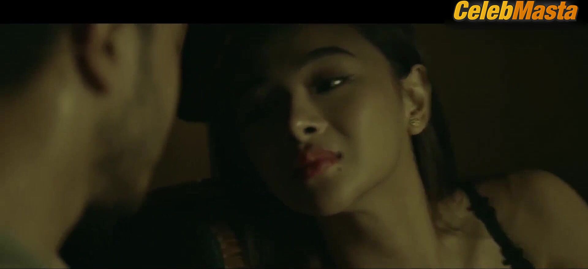 Angeli Khang Shows Boobs Scene In Uhaw - Photo 1 of 5