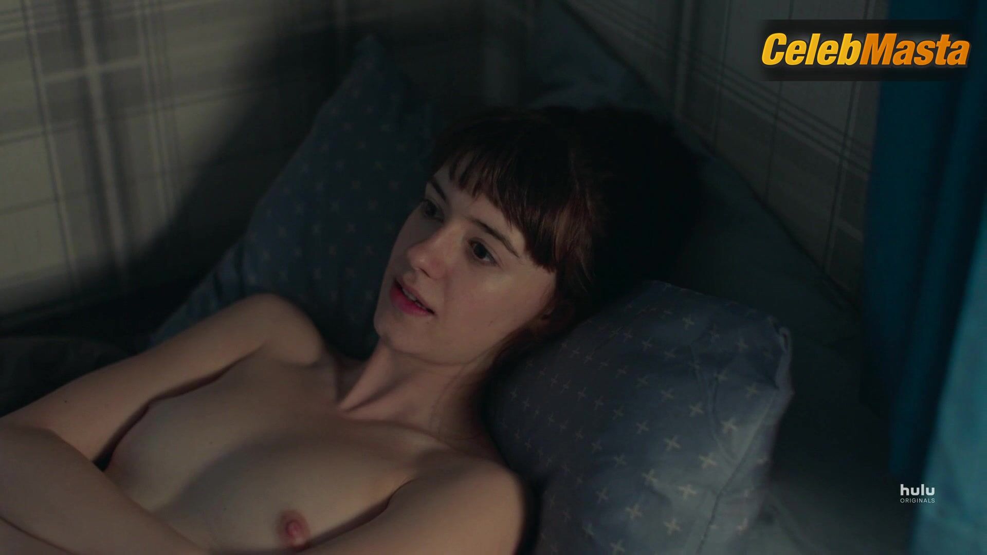 Daisy Edgar-jones Shows Tits, Underwear Scene In Normal People - Photo 2 of 5 photo 5