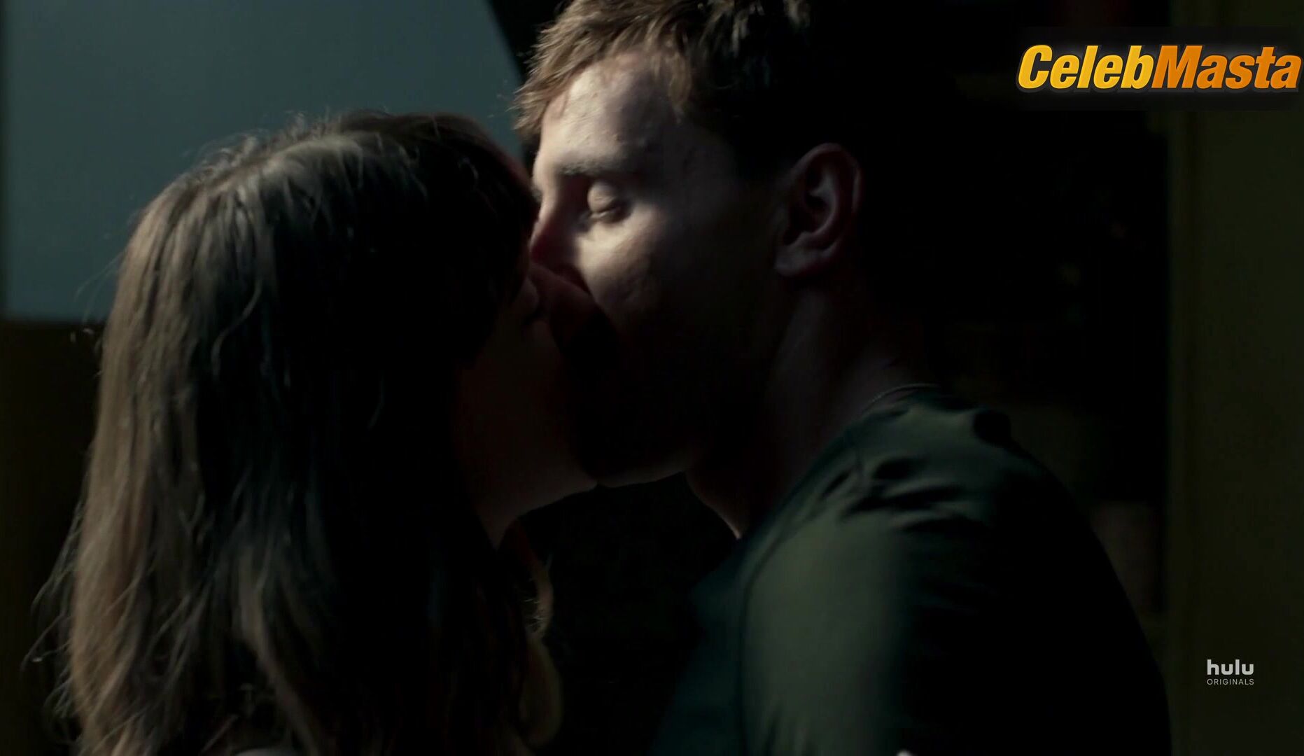 Daisy Edgar-jones Reveals Tits Scene In Normal People - Photo 1 of 5
