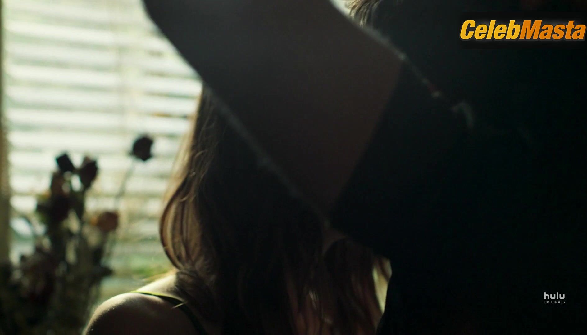 Daisy Edgar-jones Reveals Tits Scene In Normal People - Photo 1 of 5 photo 4