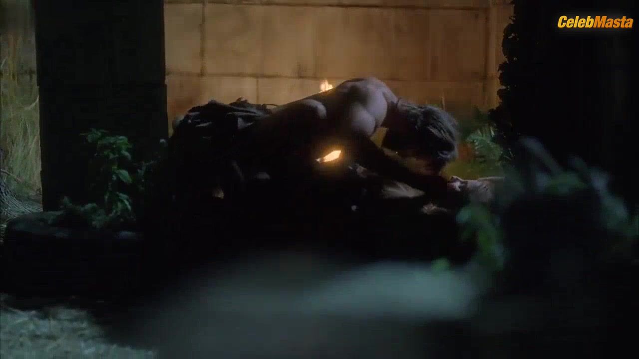 Annabelle Wallis Underwear Scene From The Lost Future - Photo 1 of 5 photo 5