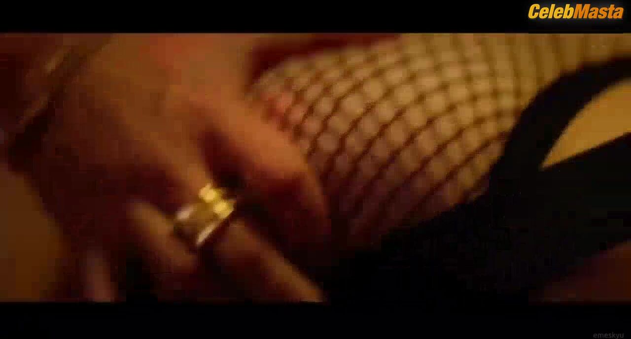 Angeli Khang ’s Breasts Scene In Pusoy - Photo 1 of 5 photo 5