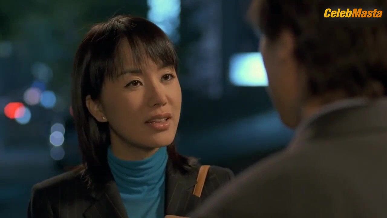 Jeong-hwa Eom Tits And Underwear Scene From Gyeolhoneun - Photo 3 of 5 photo 1
