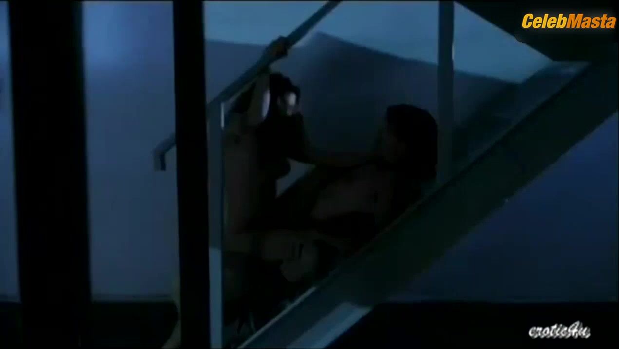 Erika Jordan Tits Scene From Life On Top - Photo 1 of 5 photo 4
