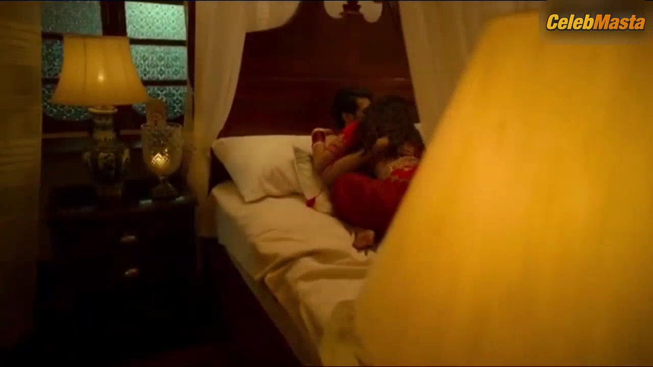 Madhurima Roy Boobs Scene In Karm Yuddh - Photo 2 of 5 photo 5