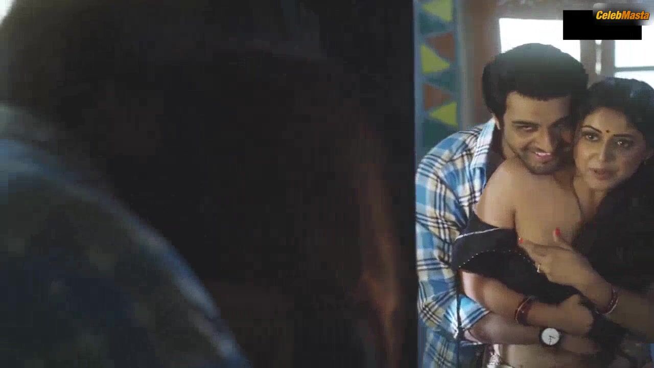 Sneha Paul Tits Scene From Charmsukh Chawl House 2 - Photo 3 of 5 photo 2