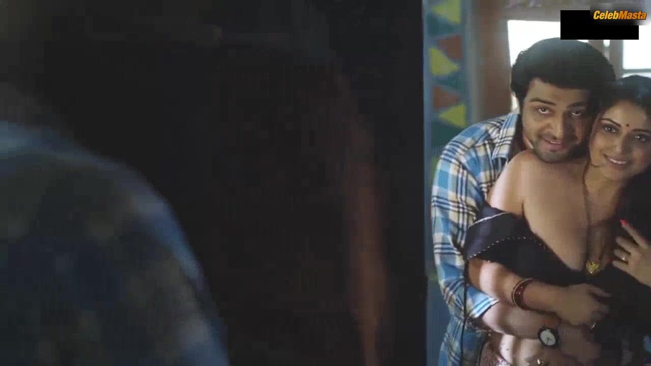 Sneha Paul Tits Scene From Charmsukh Chawl House 2 - Photo 3 of 5 photo 5