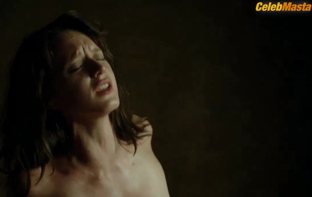 Ludivine Sagnier Tits Scene From Mesrine Public Enemy #1 - Photo 2 of 5