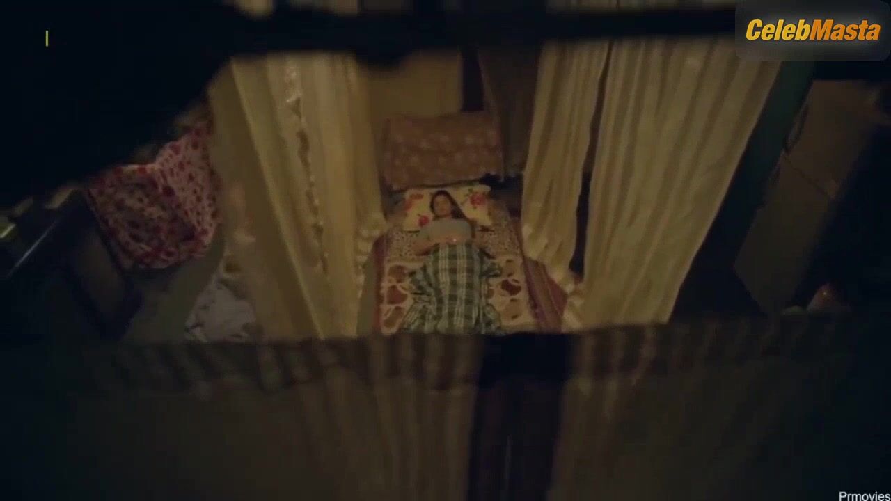 Sneha Paul Bares Butt And Tits Scene In Charmsukh - Photo 1 of 5