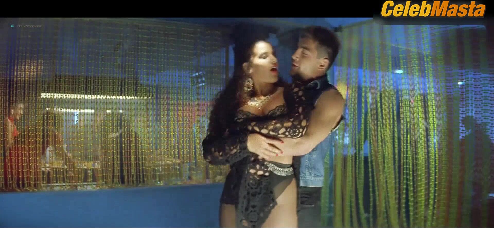 Maria De Medeiros Maribel Verdu, And Raquel Bianca Tits Scene - Photo 1 of 5