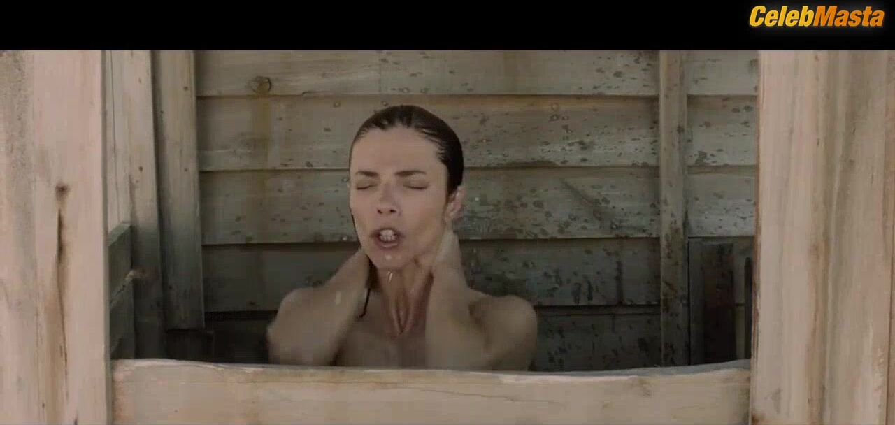 Maribel Verdu Sexy Scene From El Faro De Las Orcas - Photo 2 of 5 photo 5