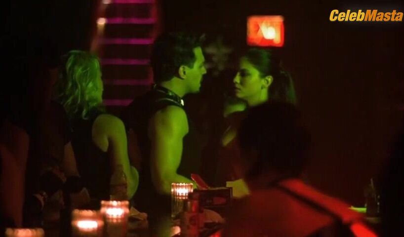 Jodi Lyn O'keefe Jodi Lyn O’keefe’s Tits Scene - Photo 2 of 5 photo 1
