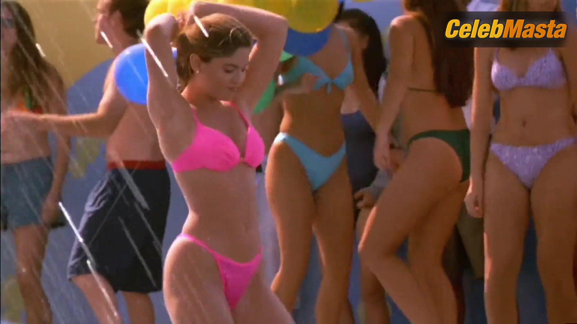 Jodi Lyn O'keefe Jodi Lyn O’keefe’s Bikini Scene - Photo 2 of 5 photo 1